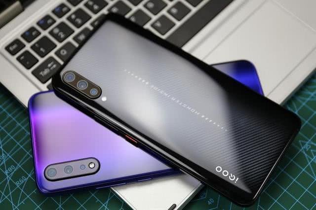 vivo iqooneo和iqoo那个值得入手