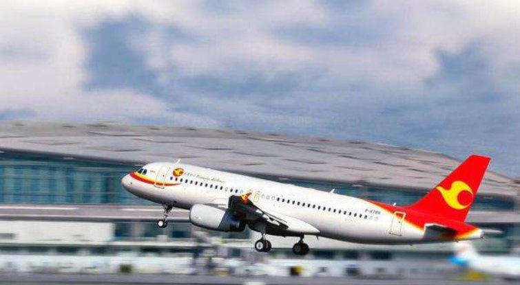 天津航空是廉价航空吗?