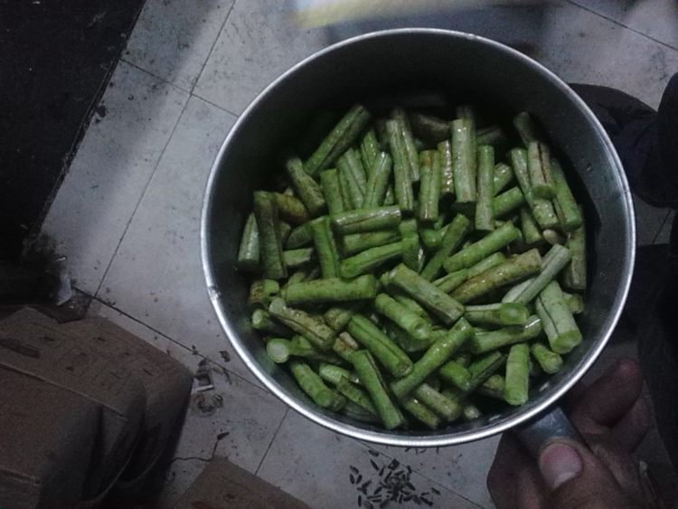 长豆角炒饼怎么做好吃