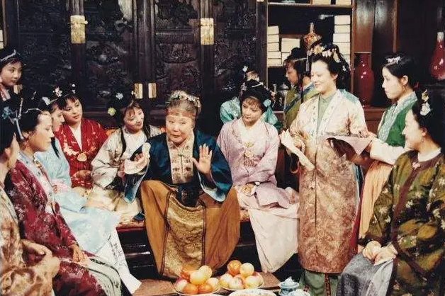 红楼梦四大家族顺口溜是什么?