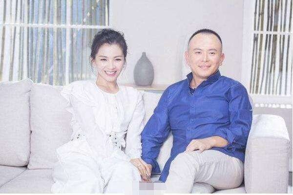 王珂到底在做什么生意,为什么两次欠下巨额债务?